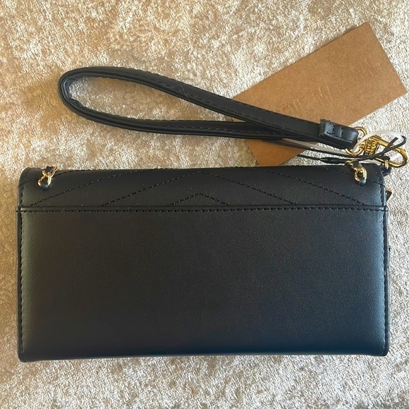 Brand New Steve Madden Black Wristlet Trifold Wallet w/ Gold Tone Chain Accents - Picture 8 of 16
